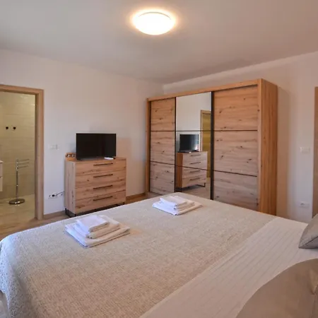 Evening Sky House Bale